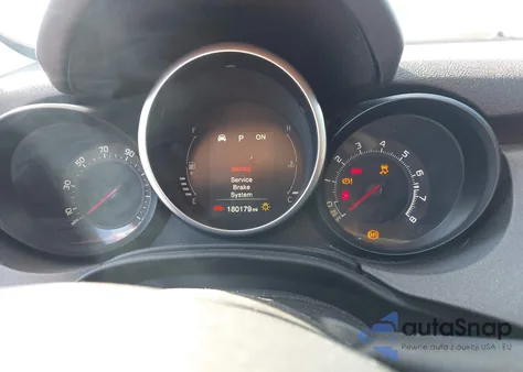 2017 Fiat 500X Trekking Fwd из США, поврежденный, VIN ZFBCFXCB9HP589766